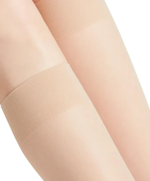 FALKE Matt Deluxe 20 DEN dames kniekousen, beige (crystal)