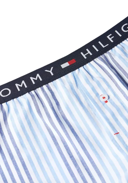 Tommy Hilfiger heren pyjama O-hals, lichtblauw shirt met blauw met wit gestreepte broek